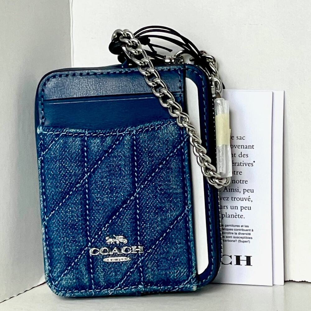 Coach CAR26 Quilted Blue Denim Zip Card Case ID Wallet Chain